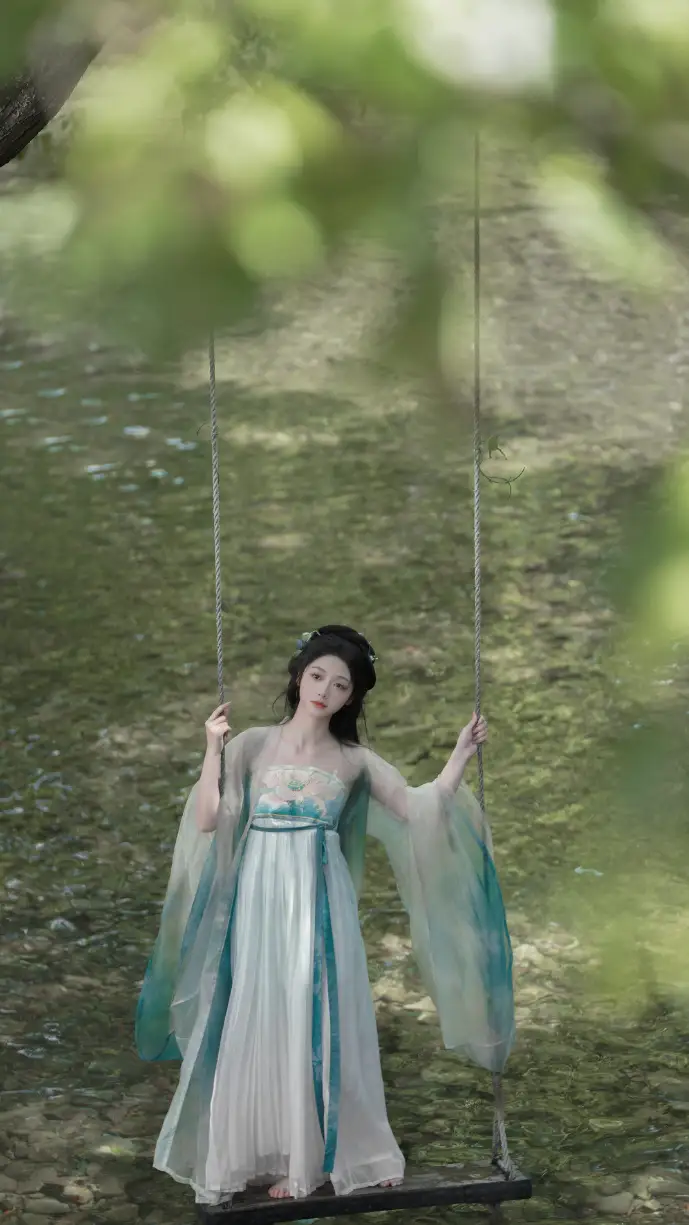 高能手办团下载游戏截图